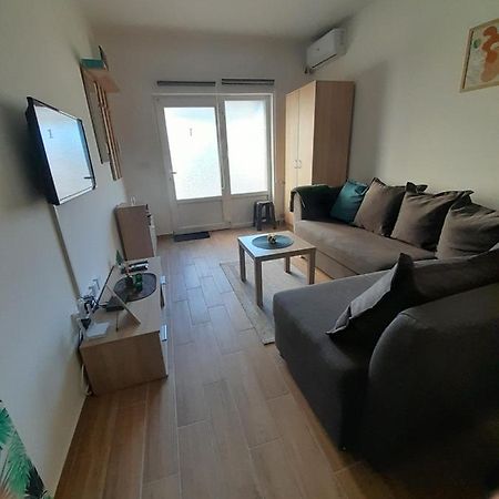 Apartman Marija Apartment ซอมโบร์ ภายนอก รูปภาพ